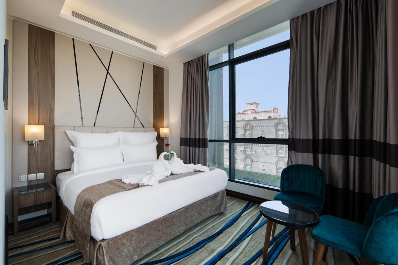 Gladiolus Hotel Jeddah Exterior photo