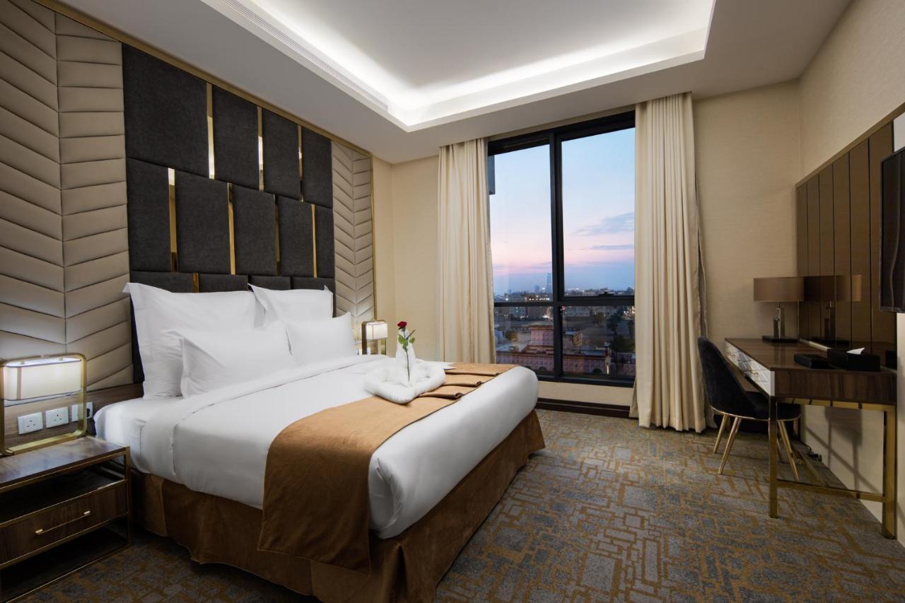 Gladiolus Hotel Jeddah Exterior photo