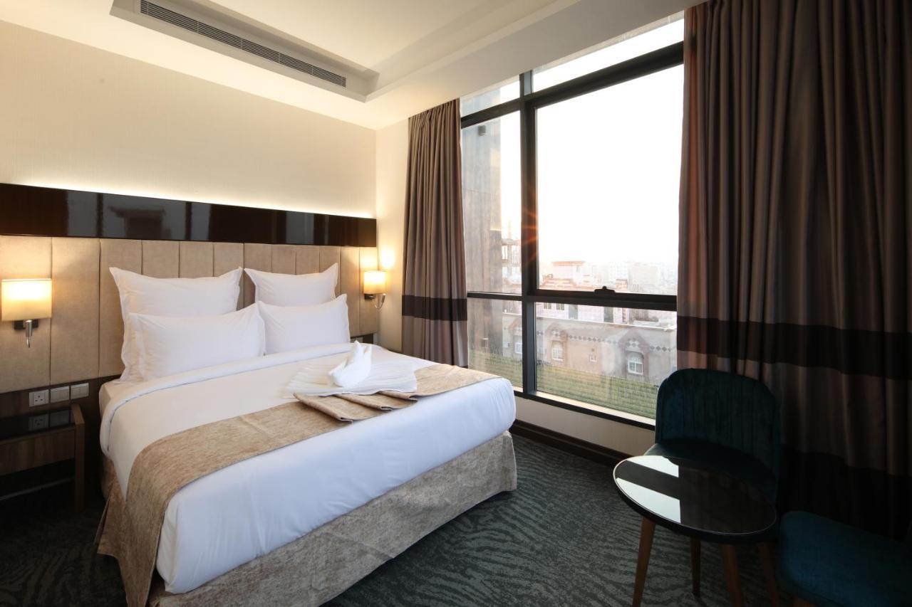 Gladiolus Hotel Jeddah Exterior photo